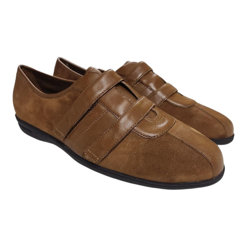 Vintage NOS Easy Spirit Sneakers Shoes 10W Wide Brown Suede Leather Retro